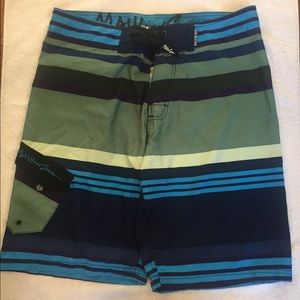 Maui and Sons Swim Trunks. Size Medium